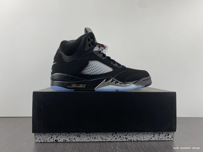 Reps LUCY Retro Metallic 5 Black (2016) Jordan 845035-003 0820